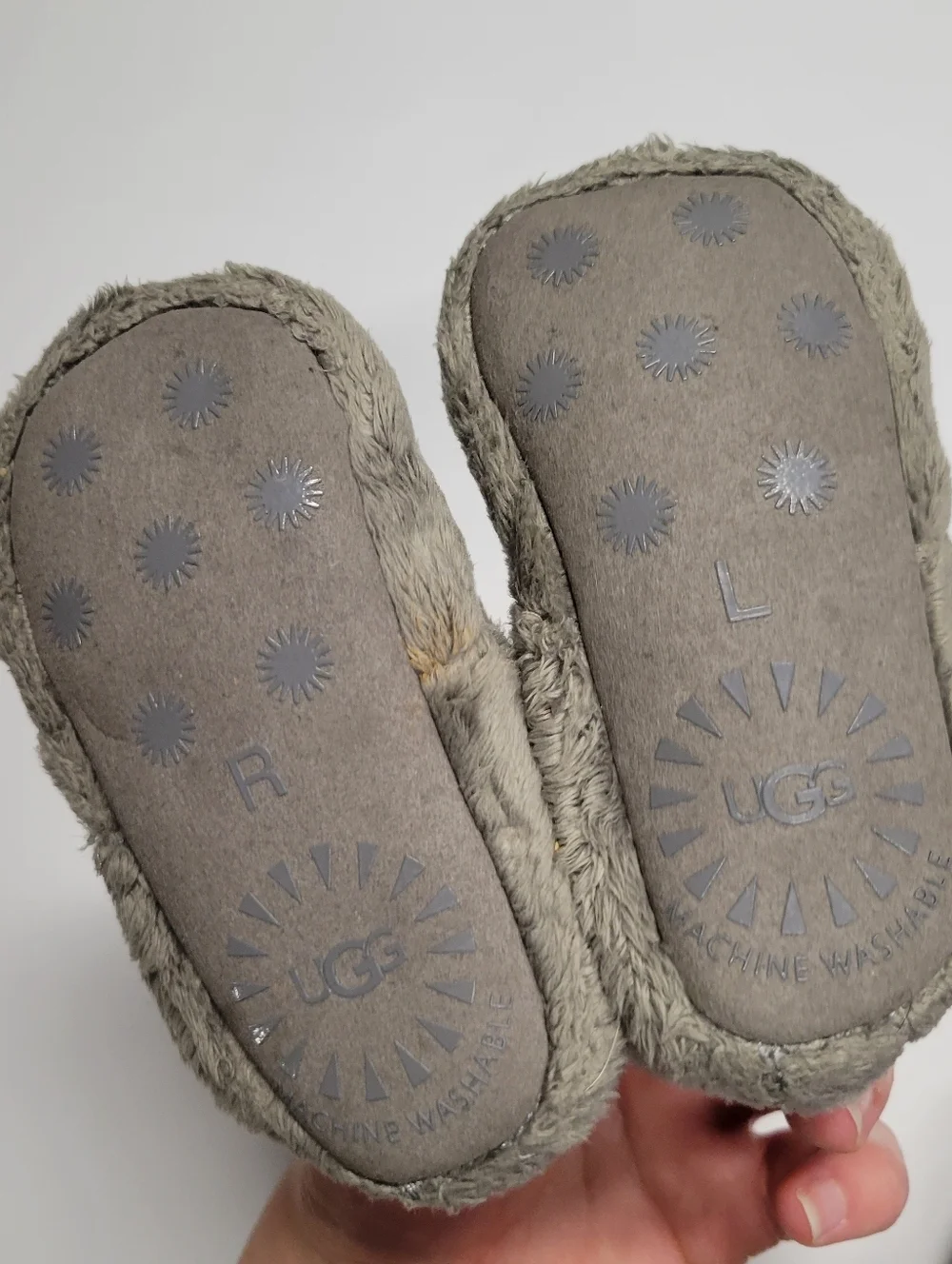 UGG Baby Bixbee Charcoal Grey Faux Fur Booties Size 2/3 Infant Slippers